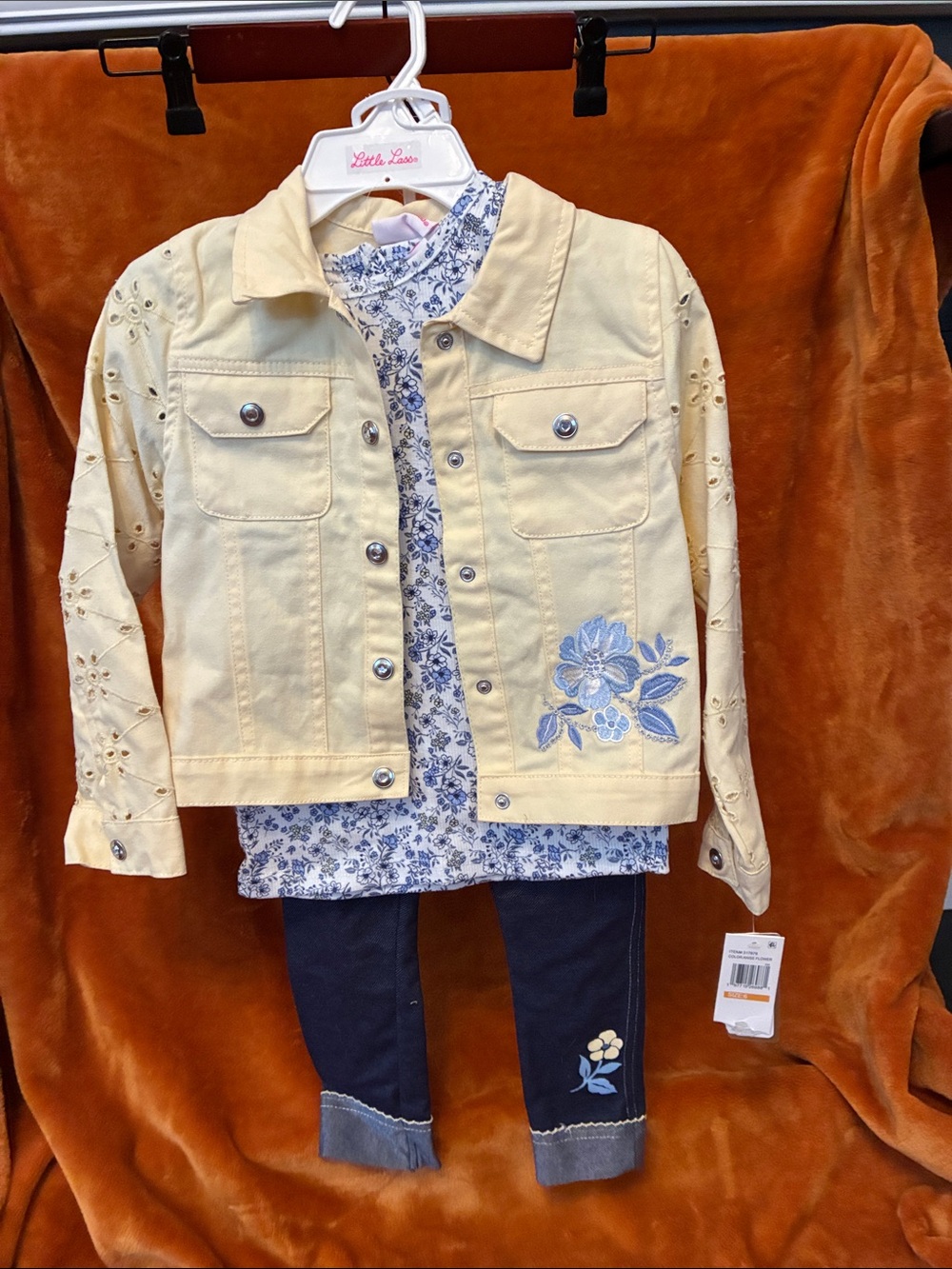 NWT size 6 Little Lass Pale Yellow Eyelet Jean Jacket Blue Floral Embroidery